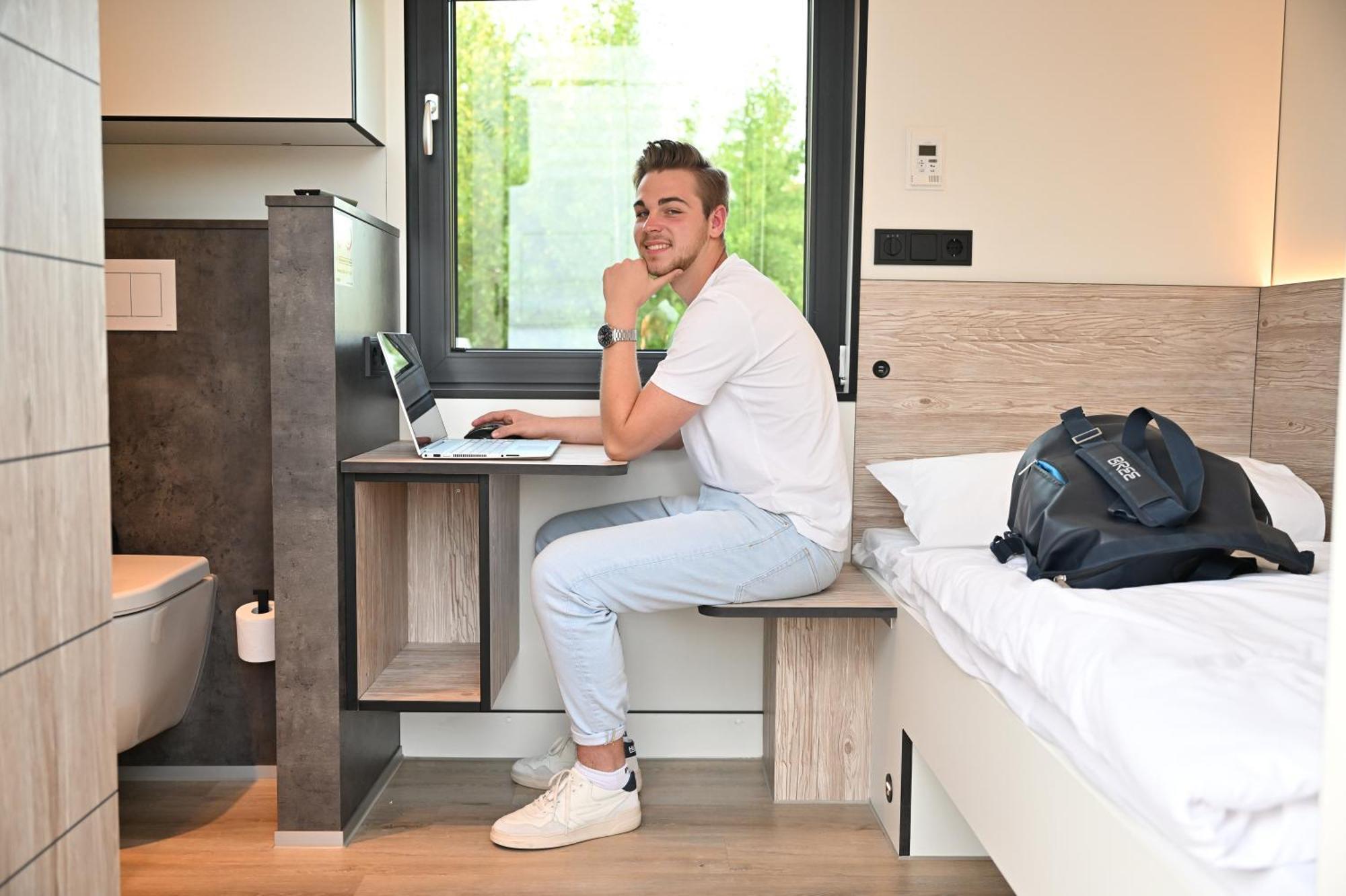 Roatel Schkeuditz A9 My-Roatel-Com Buitenkant foto
